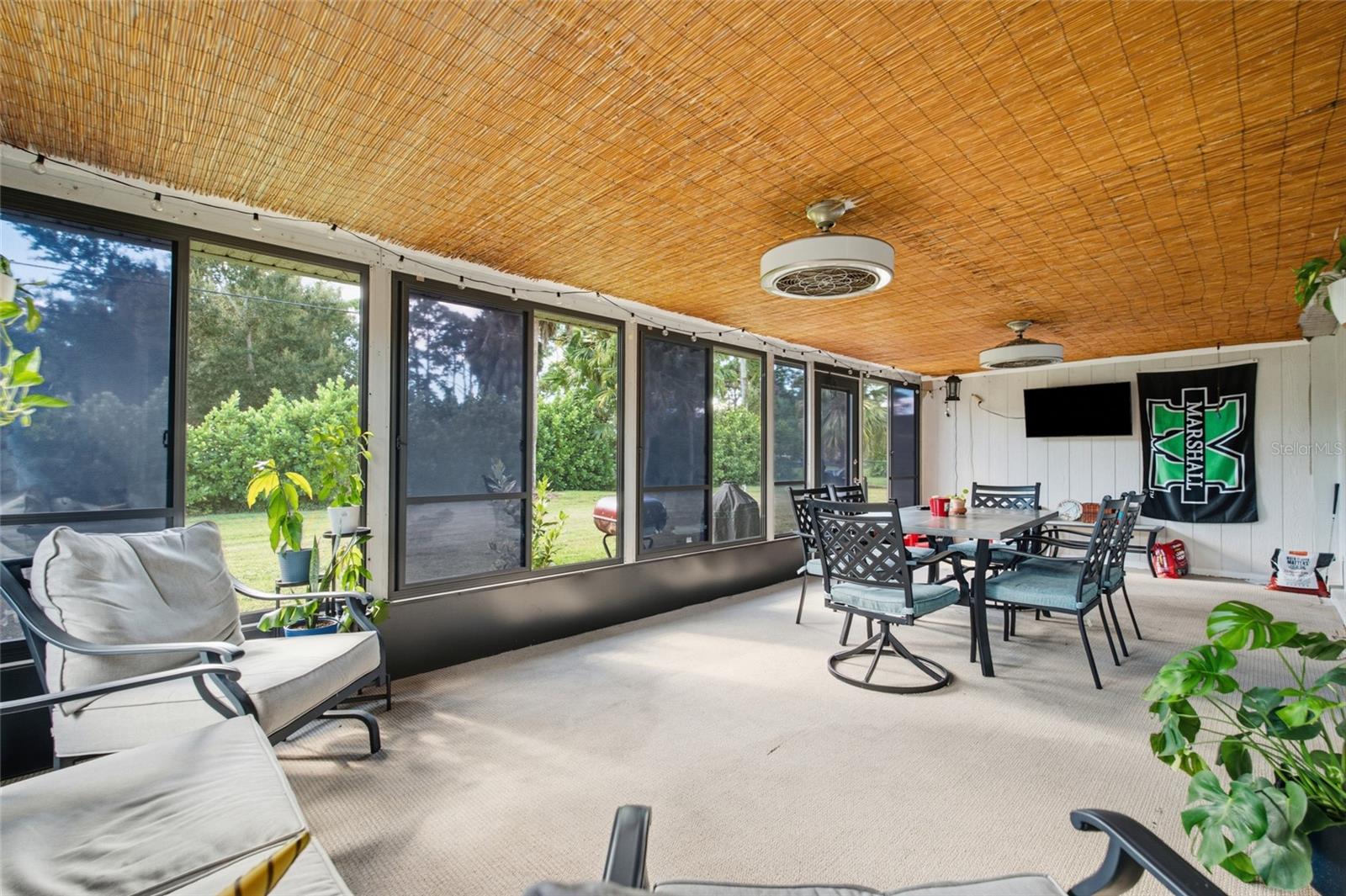 204 MONET DR — photo 36