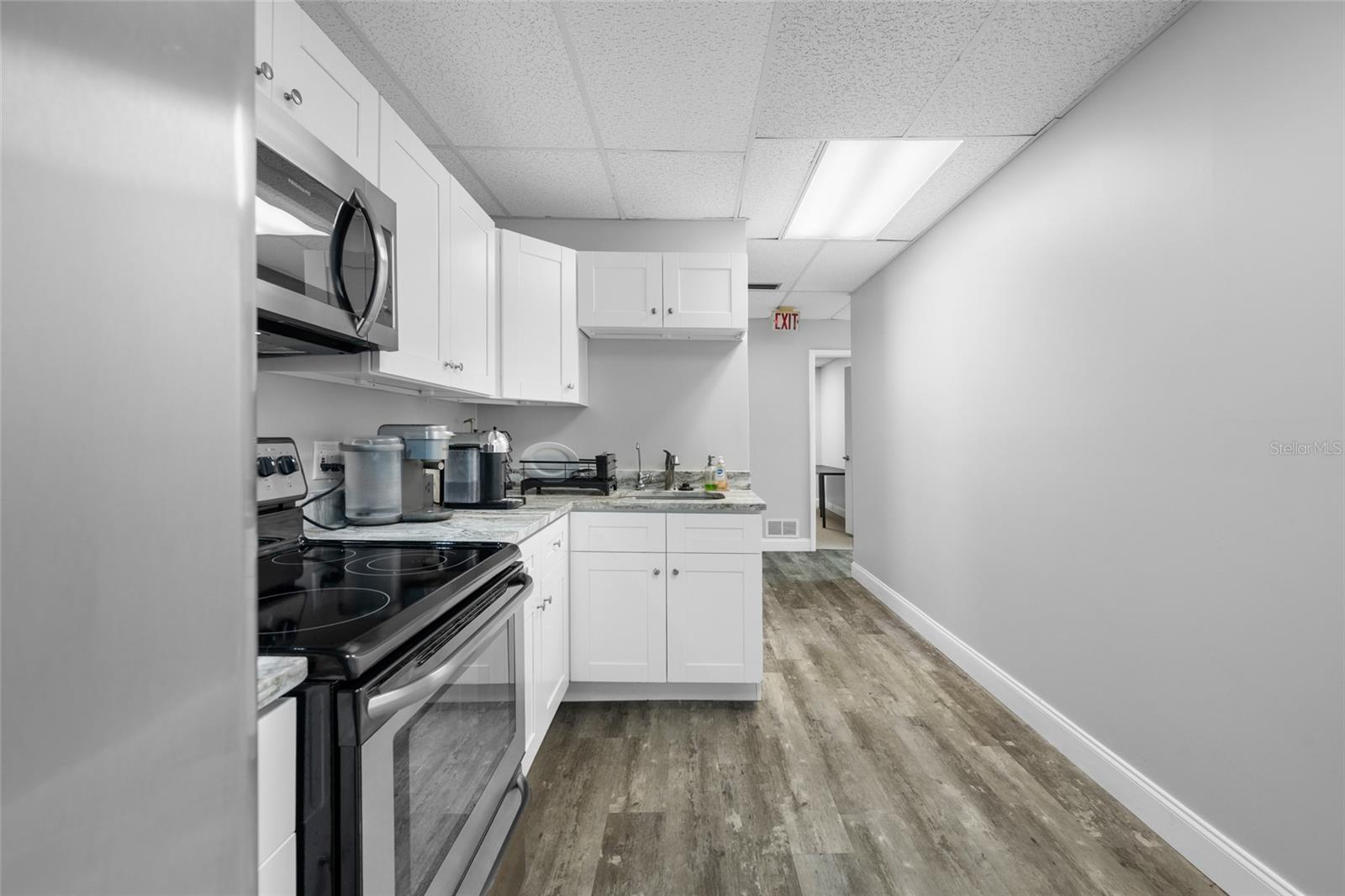 710 1ST AVE SW — photo 41