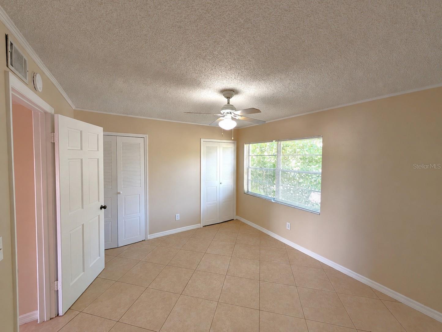 6415 S ROBERTS AVE #201 — photo 5