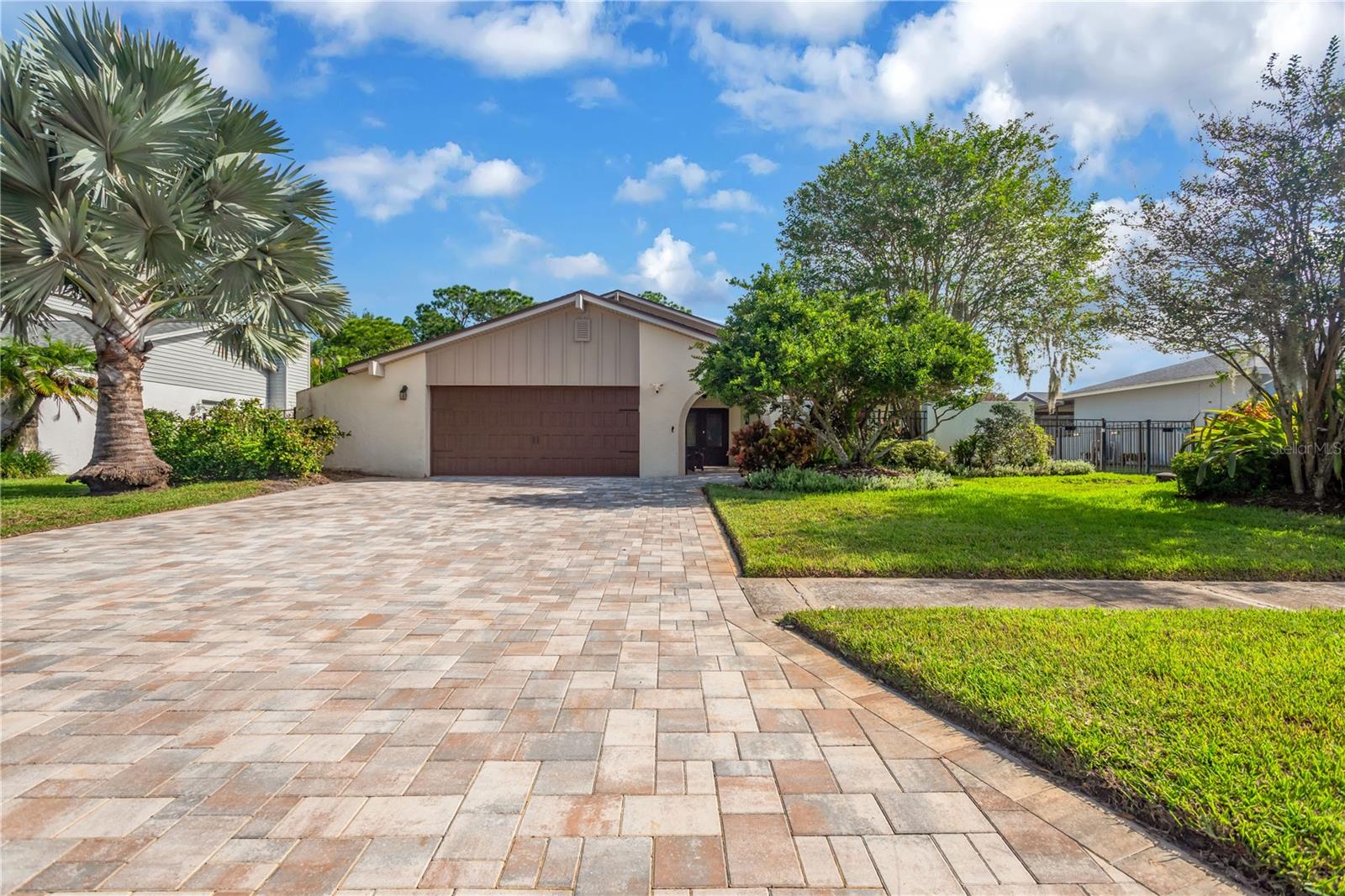 16407 W COURSE DR — photo 38