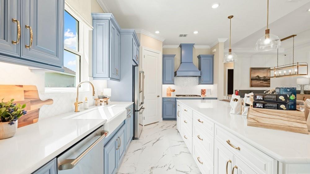 7931 CORAL SEA LN — photo 5