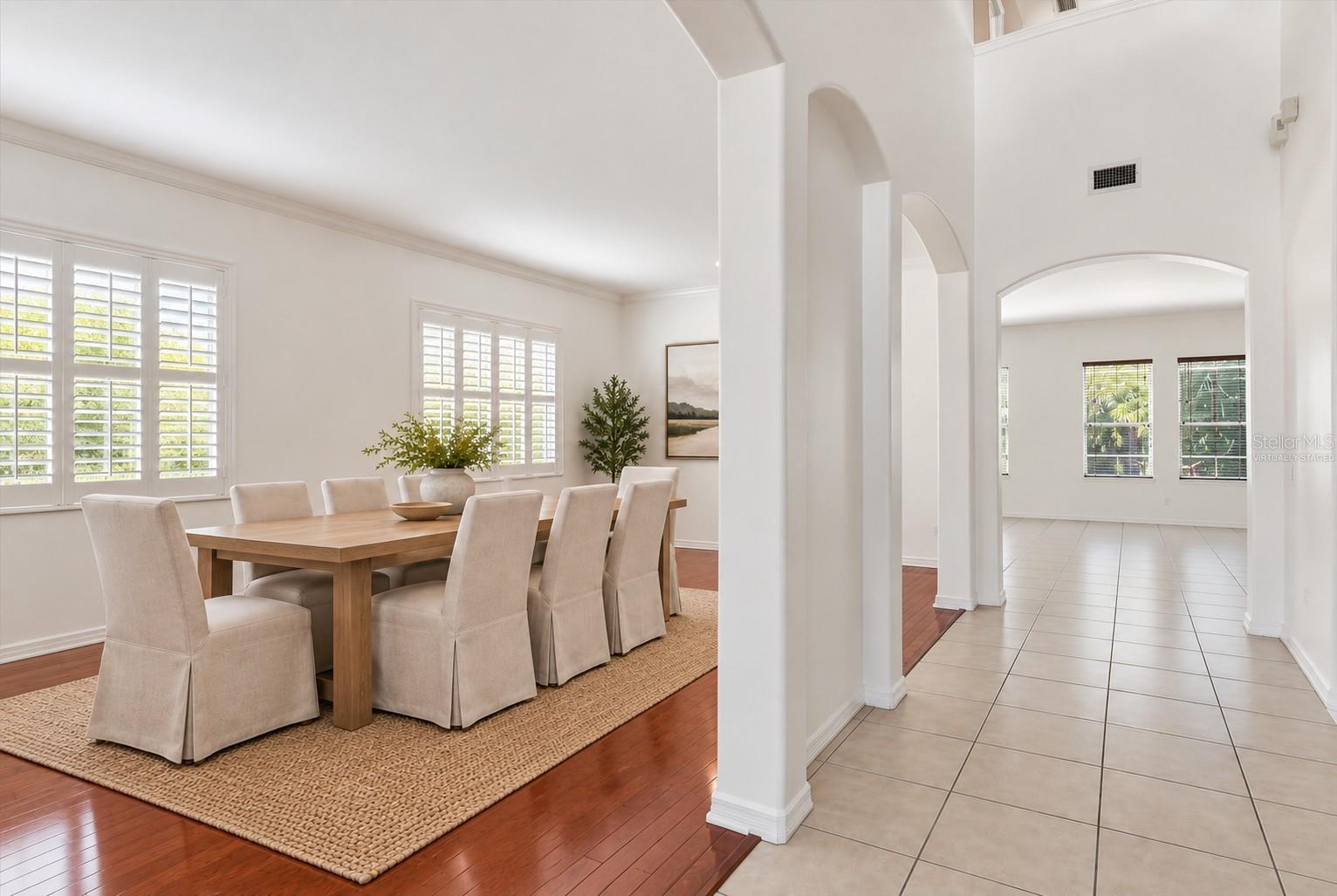 5809 LEXINGTON DR — photo 10