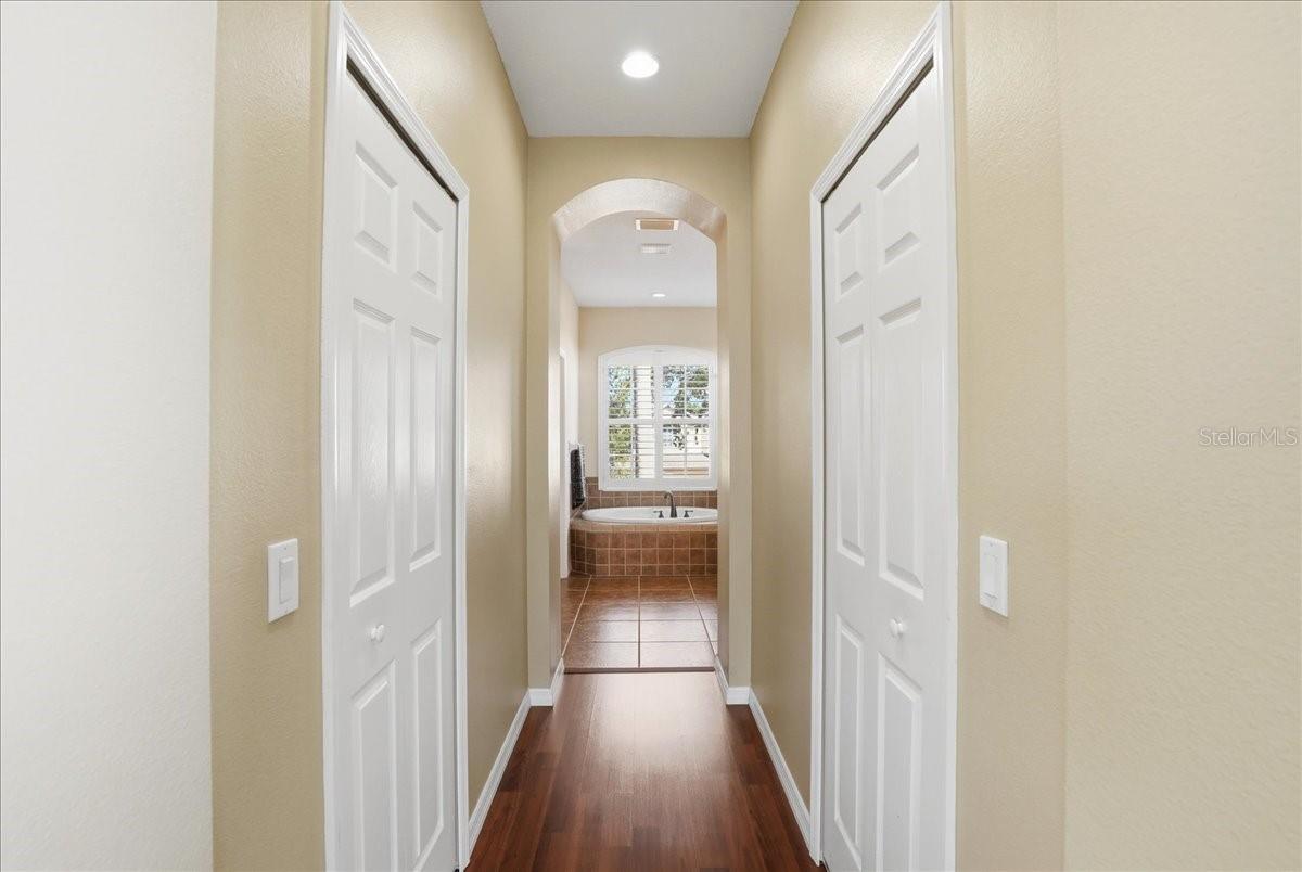 5809 LEXINGTON DR — photo 31