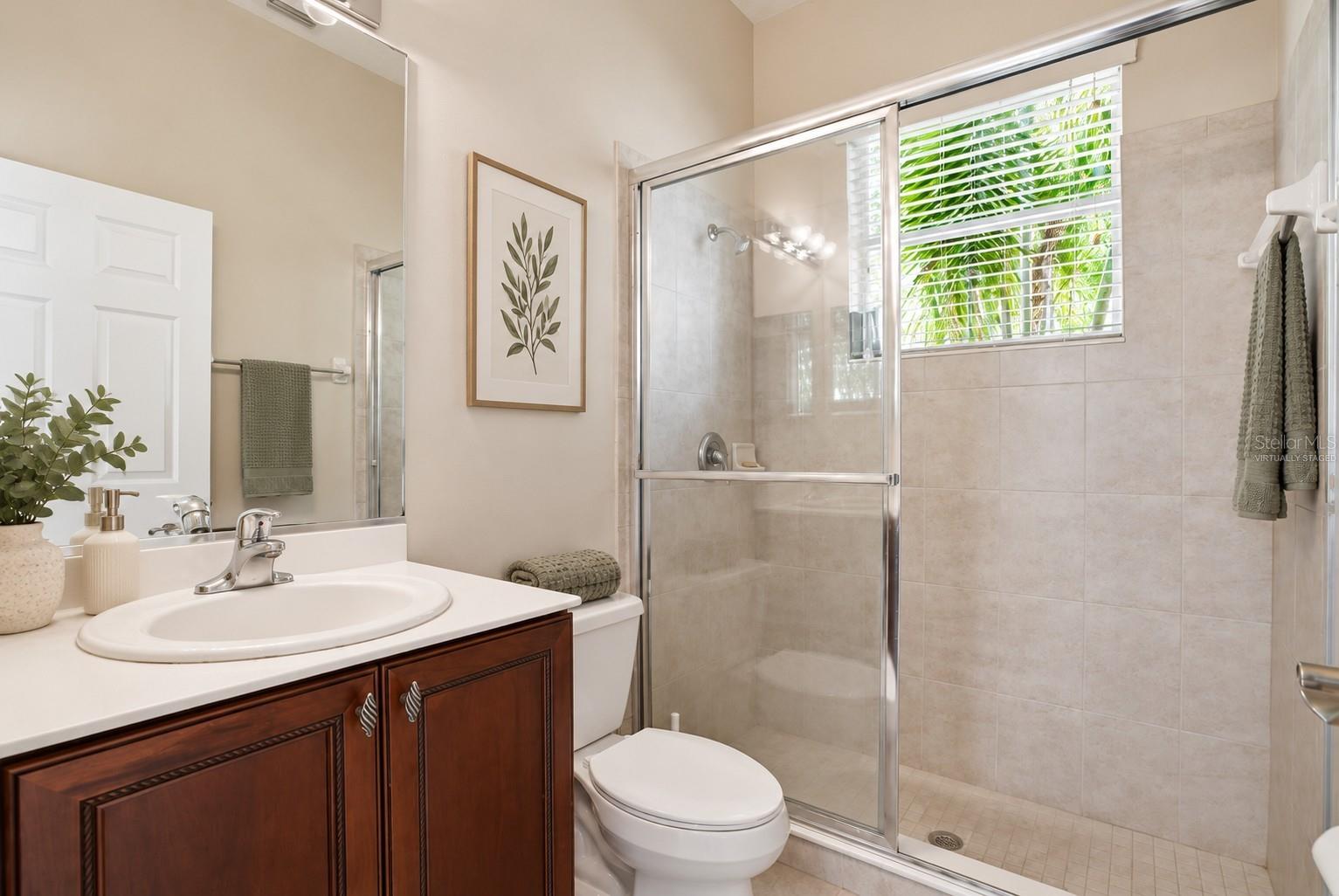 5809 LEXINGTON DR — photo 28
