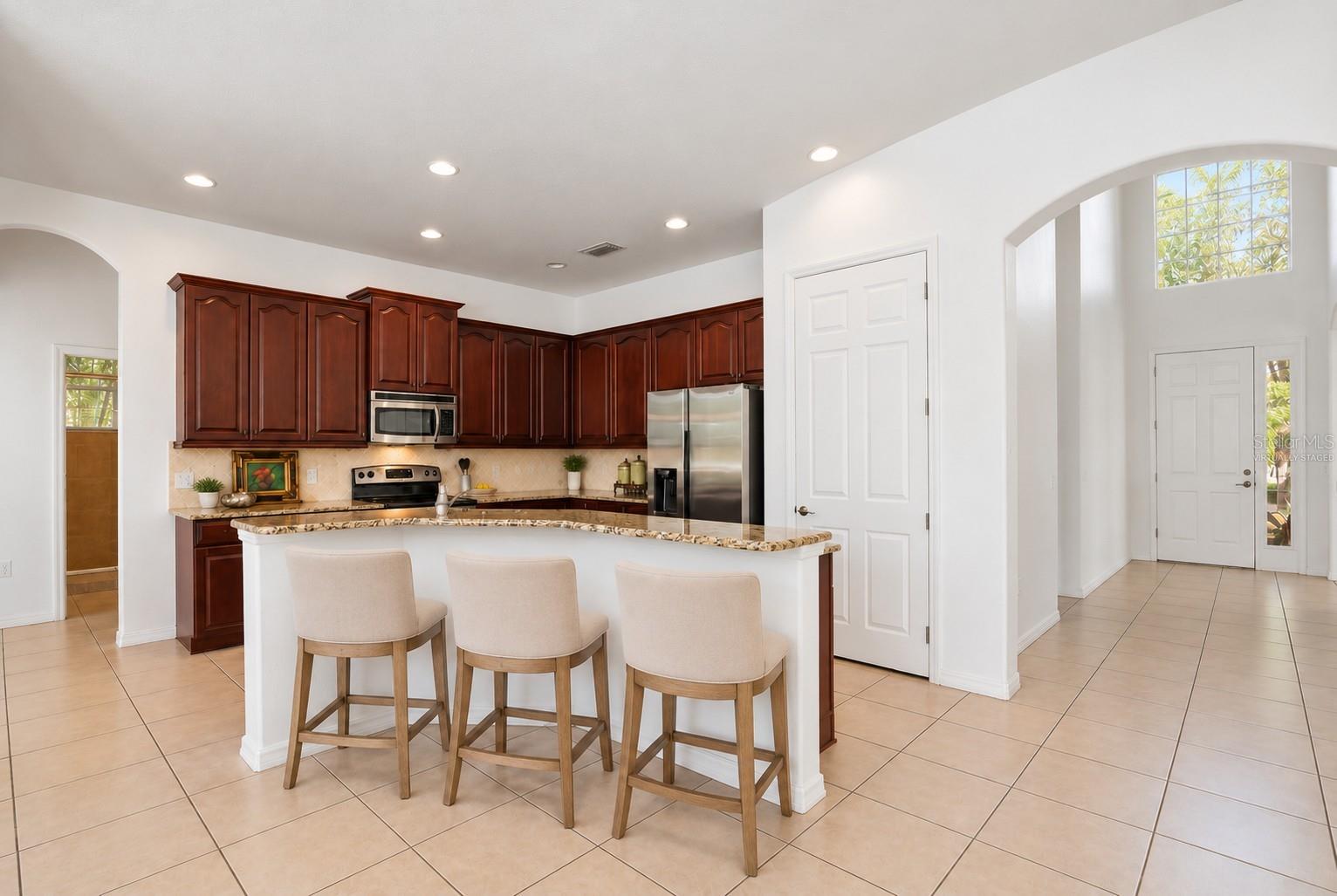 5809 LEXINGTON DR — photo 14