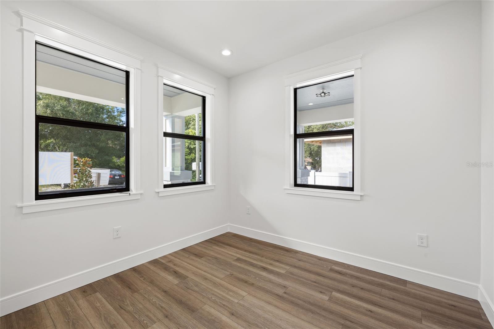 2910 N 25TH ST — photo 10