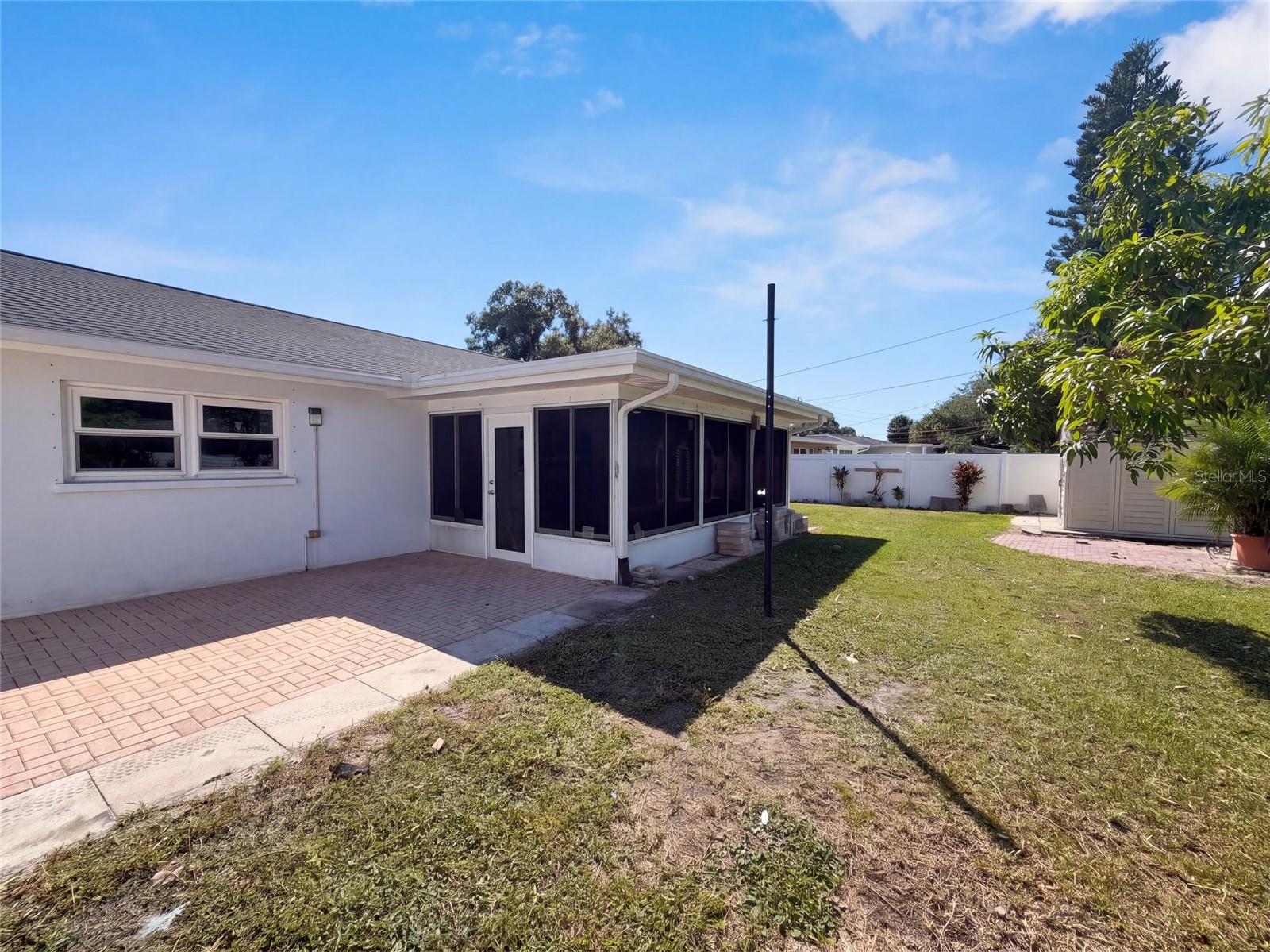 2645 ROY HANNA DR S — photo 15