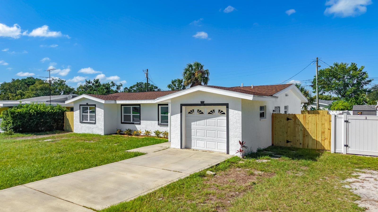 5164 JASMINE CIR — photo 2