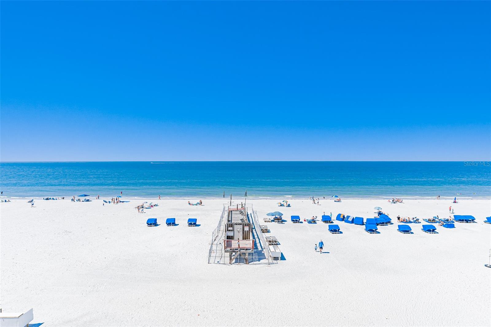 18500 GULF BLVD #404 — photo 35