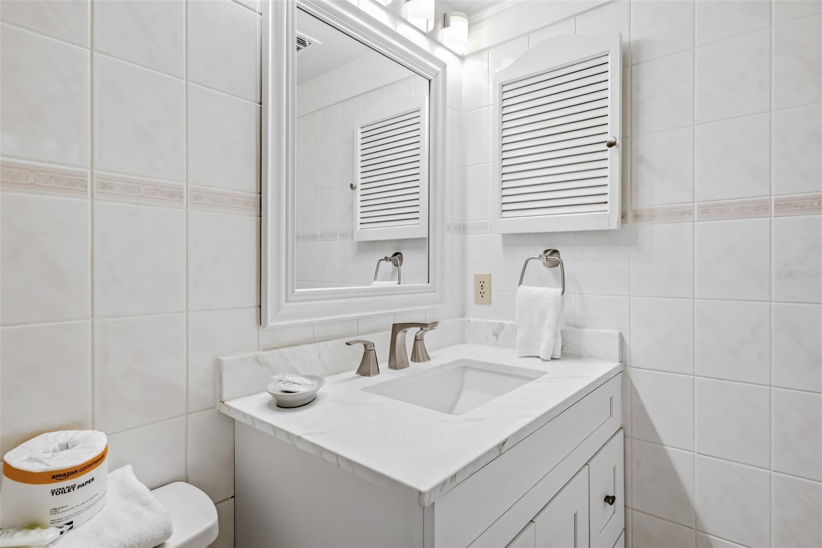 18500 GULF BLVD #404 — photo 28