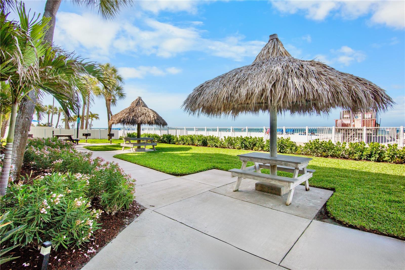 18500 GULF BLVD #404 — photo 38