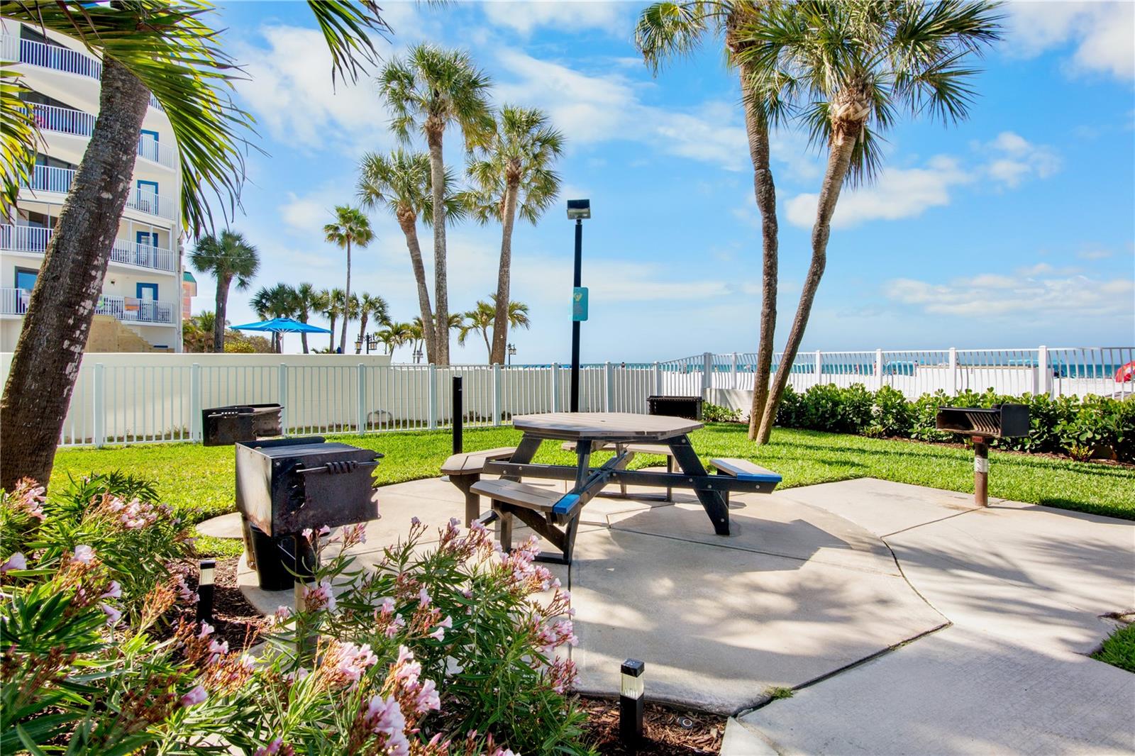 18500 GULF BLVD #404 — photo 40