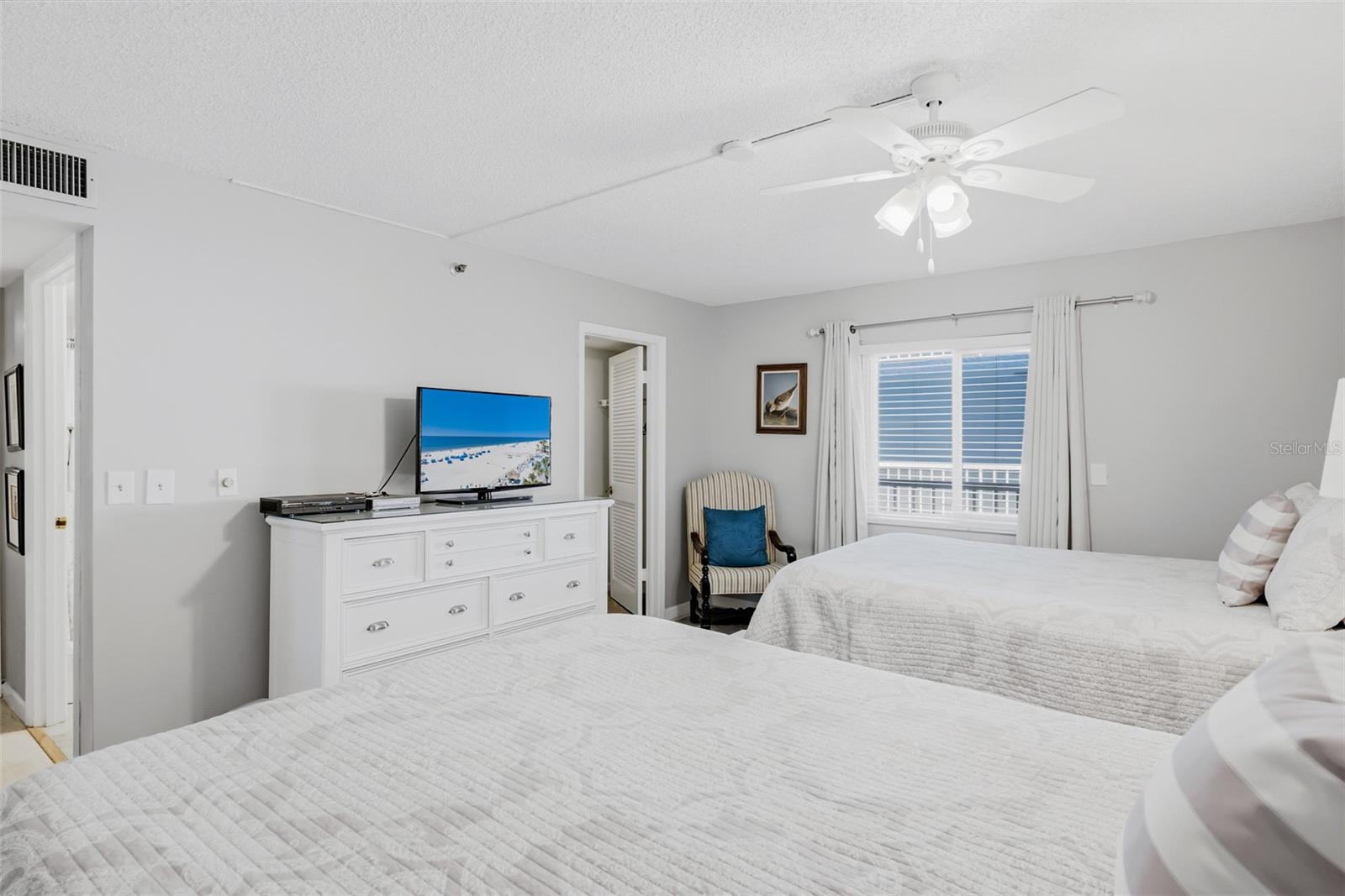 18500 GULF BLVD #404 — photo 16