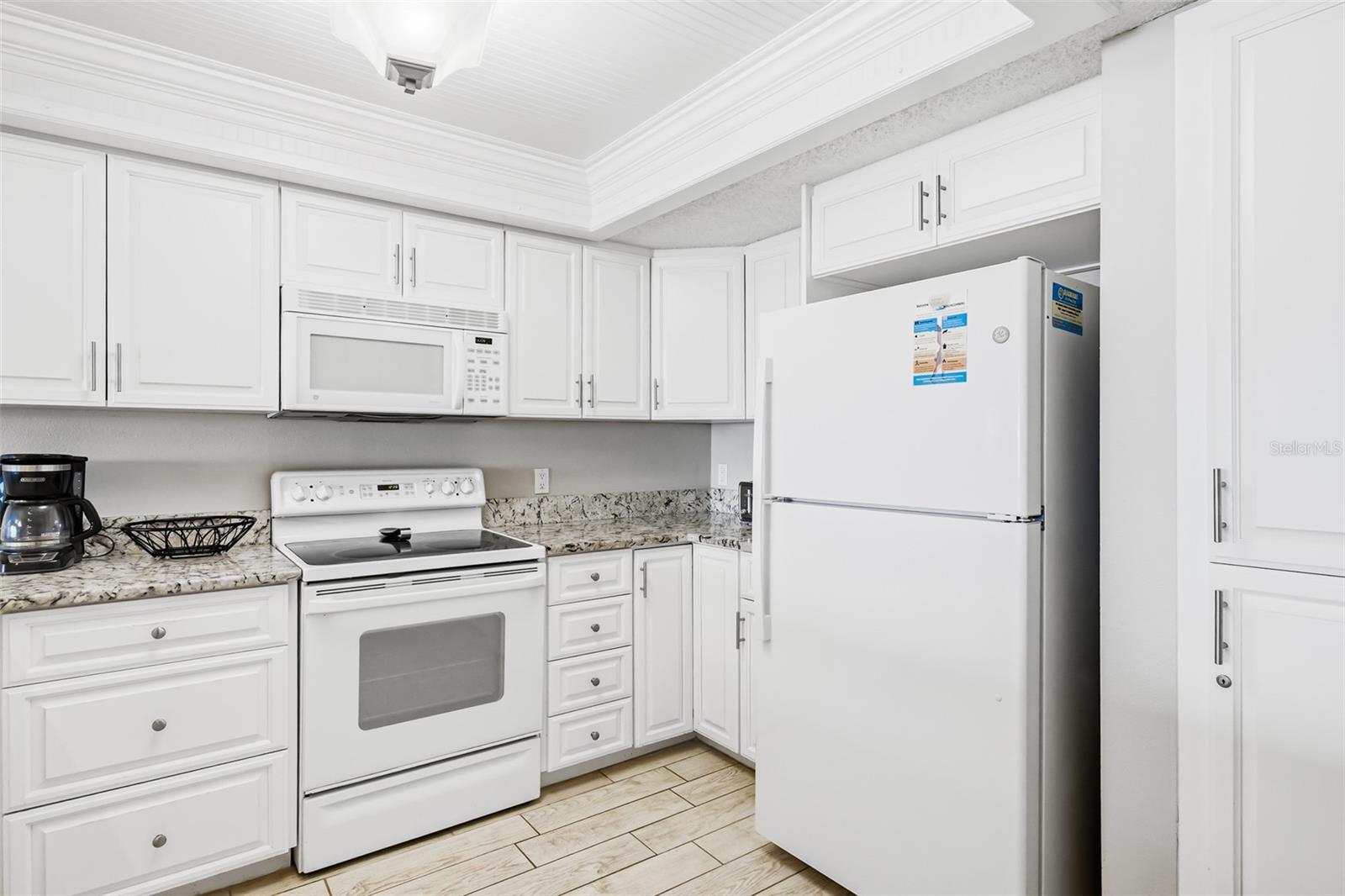 18500 GULF BLVD #404 — photo 12