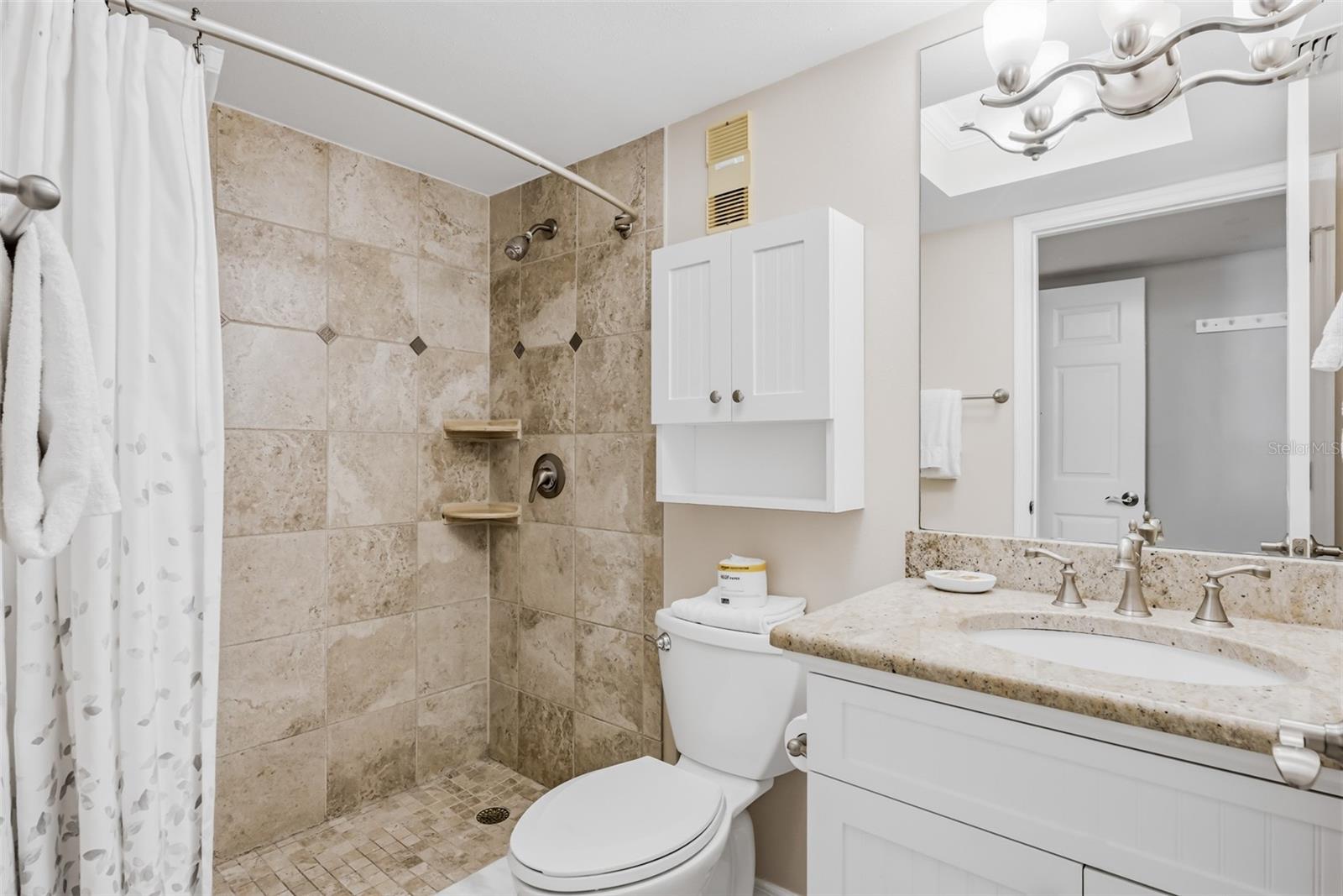 18500 GULF BLVD #404 — photo 20