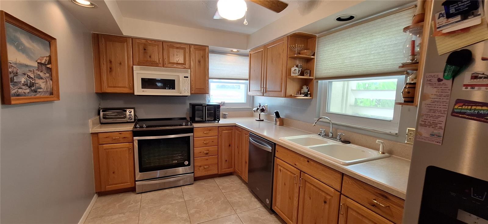 7907 SAILBOAT KEY BLVD S #205 — photo 8