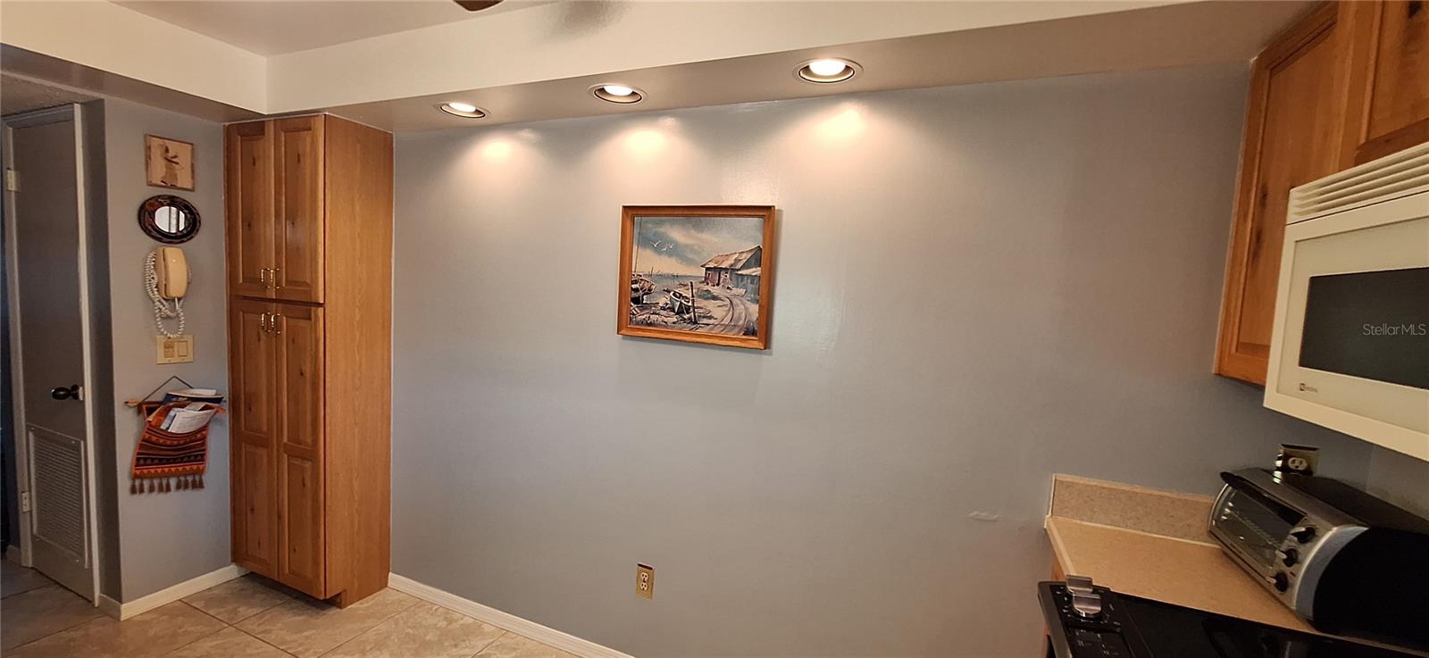 7907 SAILBOAT KEY BLVD S #205 — photo 9