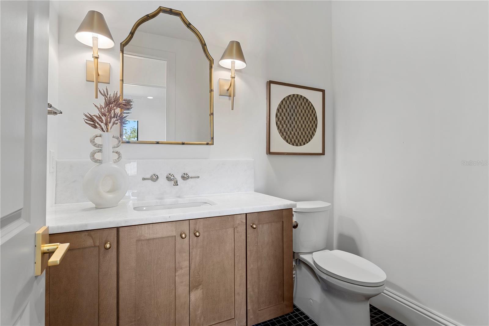 5008 W DICKENS AVE — photo 26