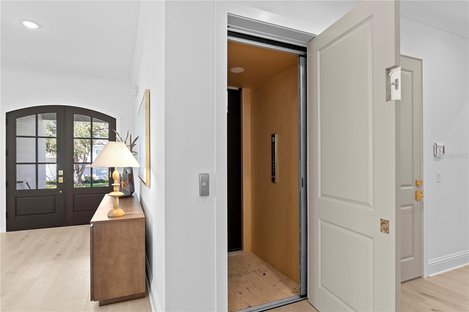 5008 W DICKENS AVE — photo 20