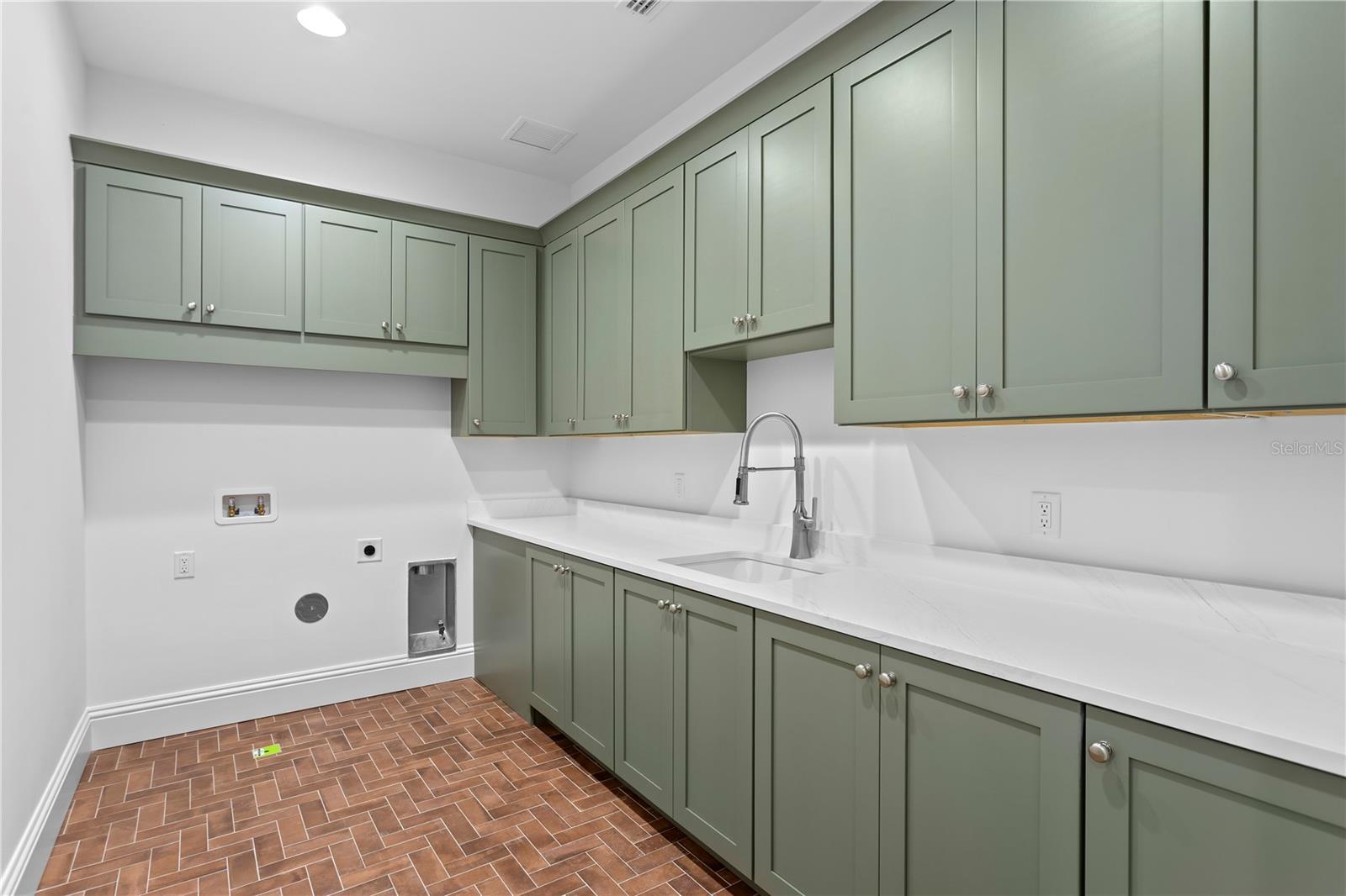 5008 W DICKENS AVE — photo 50