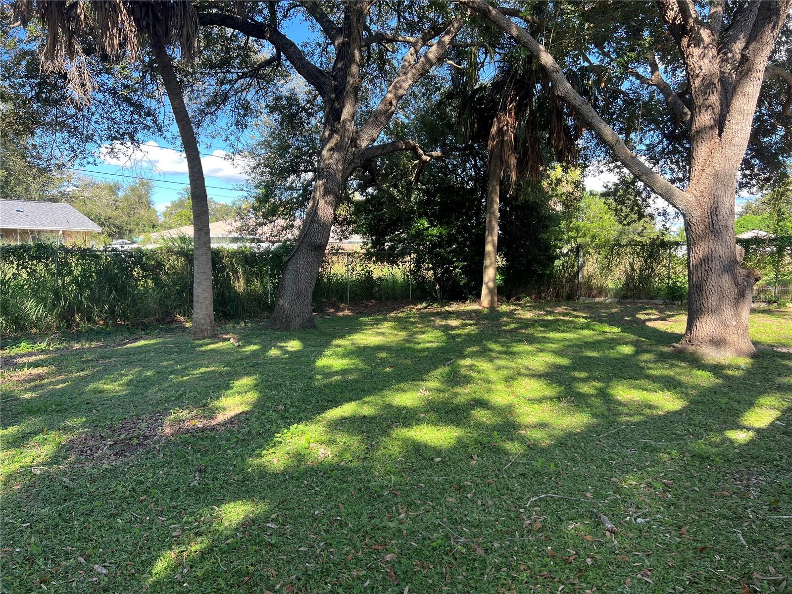 5131 BROOKMEADE DR — photo 7