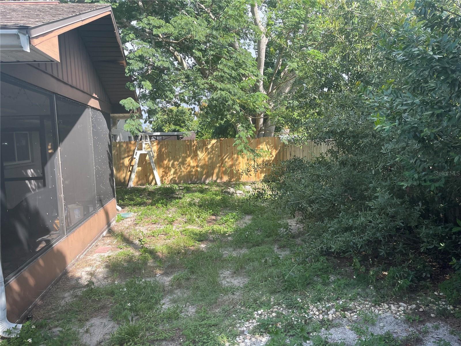 8522 HUNTSMAN LN — photo 10