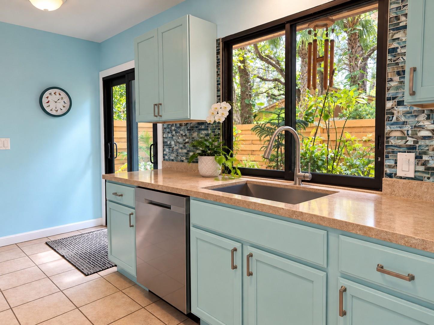 2310 QUAIL CT — photo 9