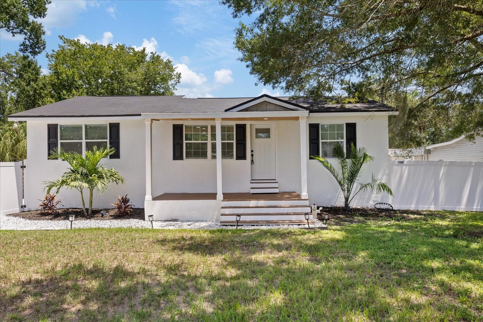 6403 ELLIOT DR — photo 2
