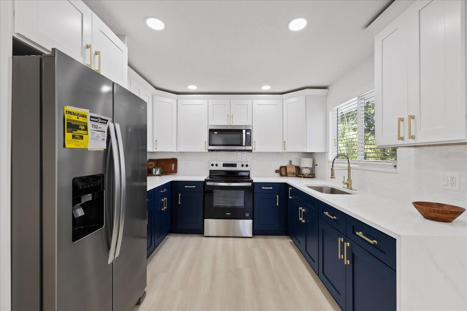 6403 ELLIOT DR — photo 26