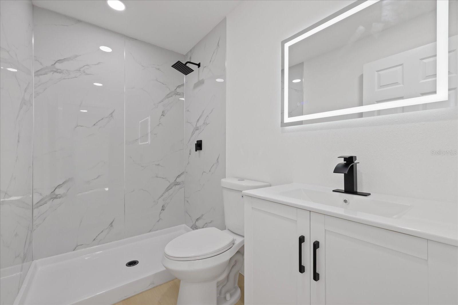 6403 ELLIOT DR — photo 40