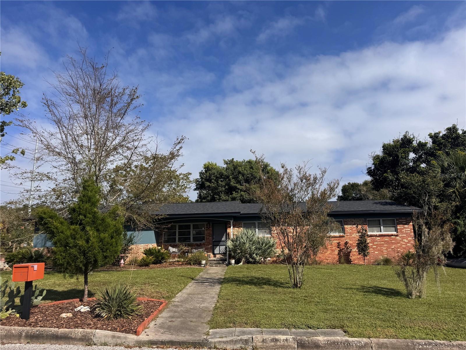 302 PARK RIDGE AVE — photo 4