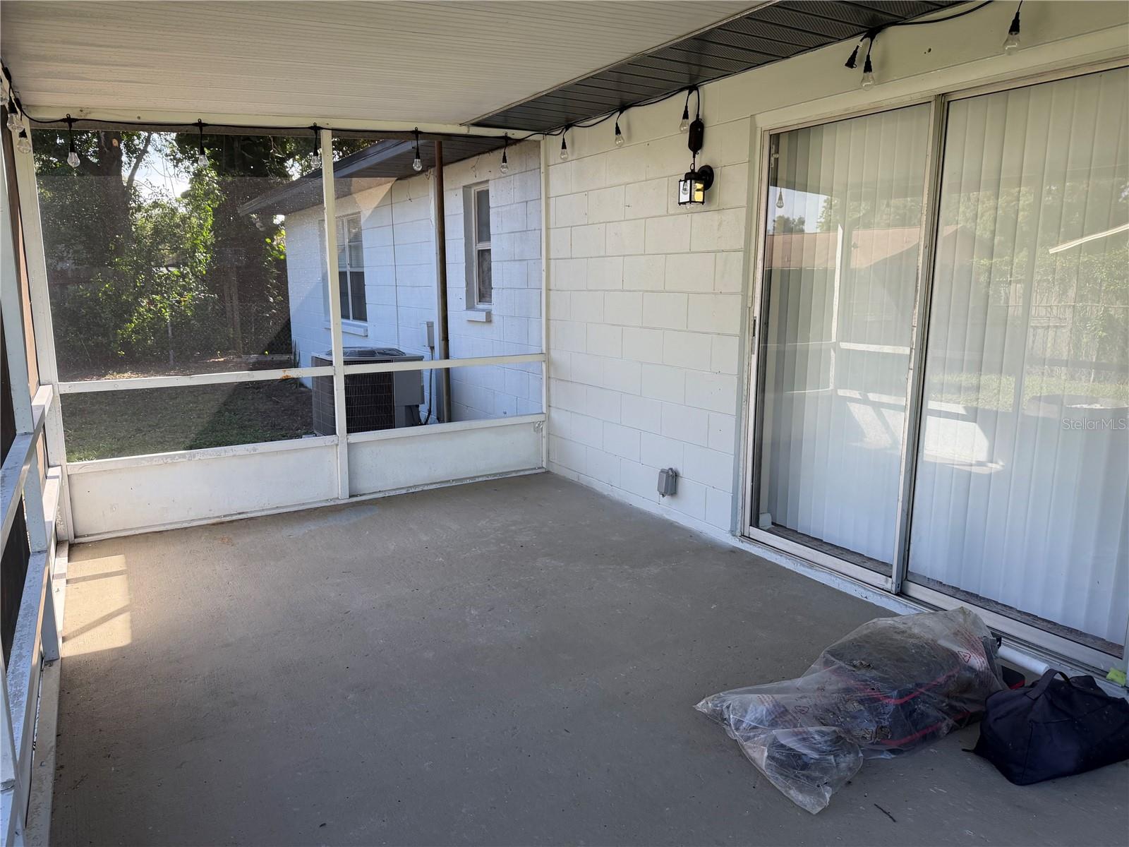 511 COCOPLUM DR — photo 3