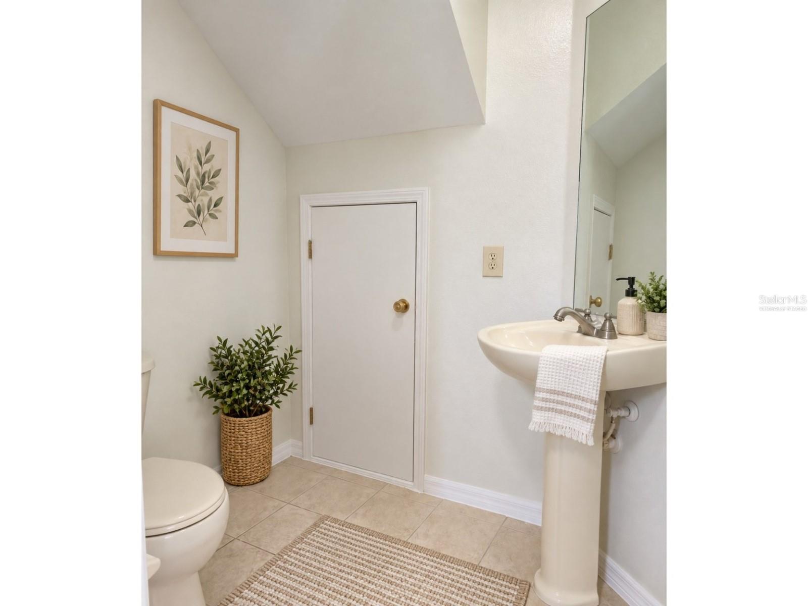 3438 CASTLE STONE CT — photo 9