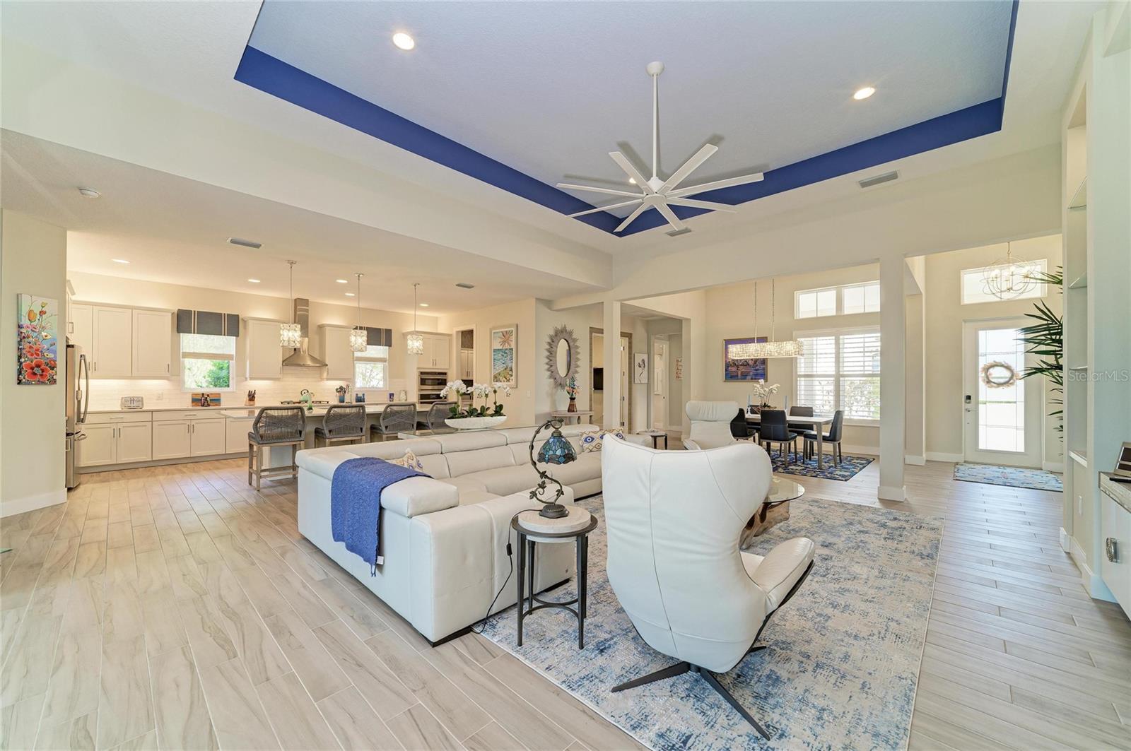 8269 GRANDE SHORES DR — photo 17