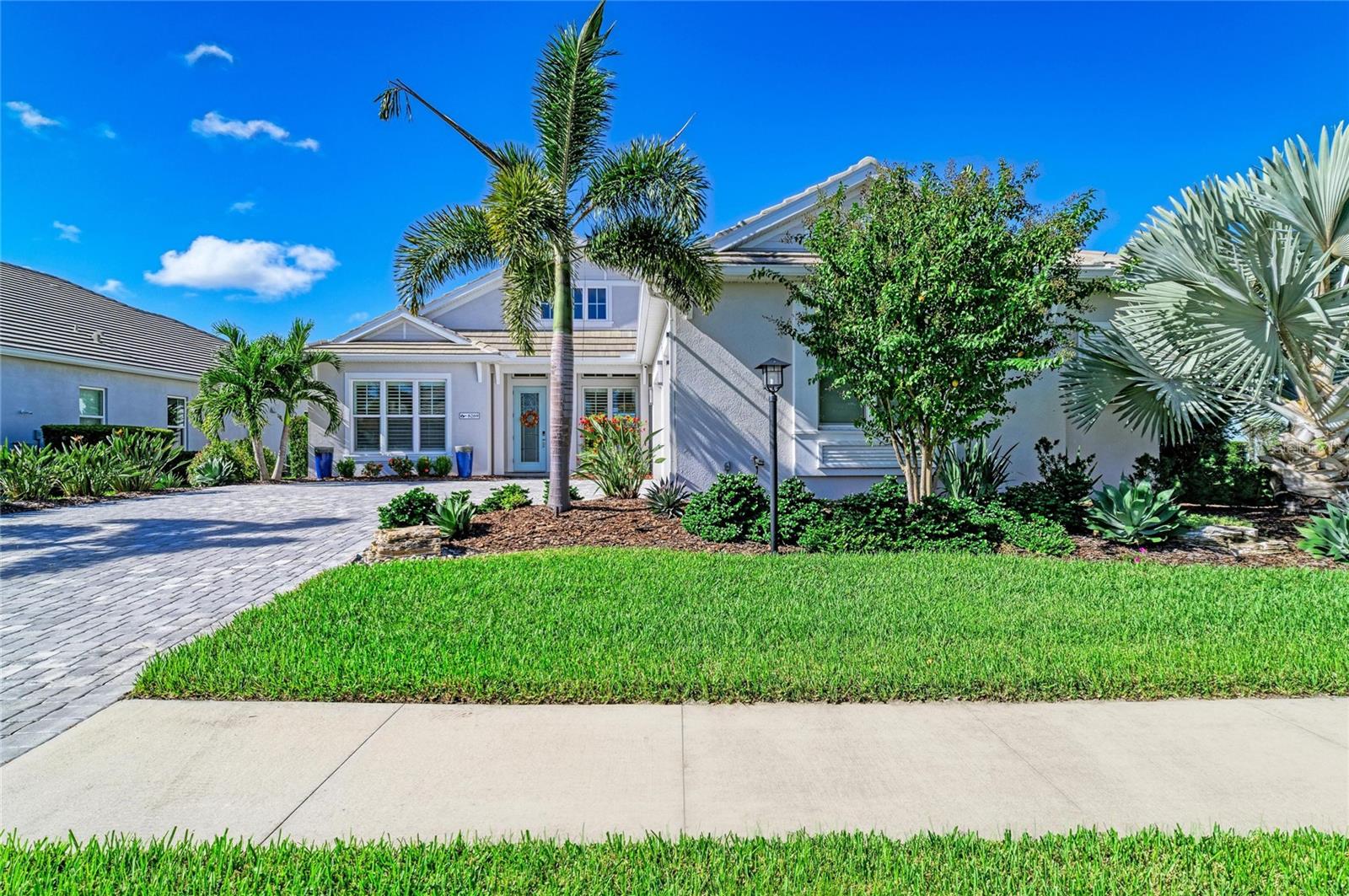 8269 GRANDE SHORES DR — photo 5