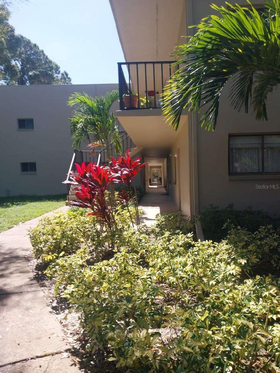 3300 FOX CHASE CIR N #201 — photo 9