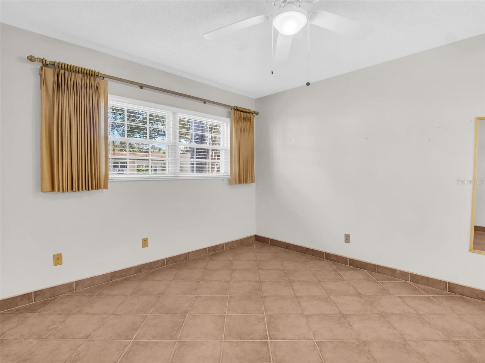 3109 MISSION GROVE DR #D — photo 20