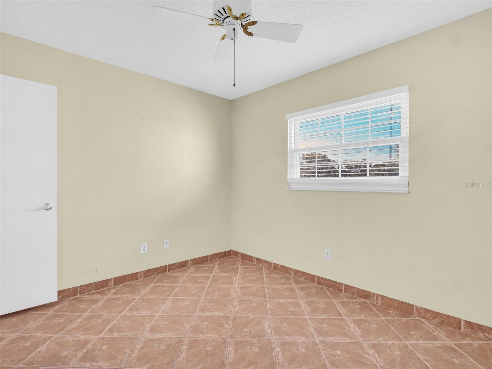 3109 MISSION GROVE DR #D — photo 27
