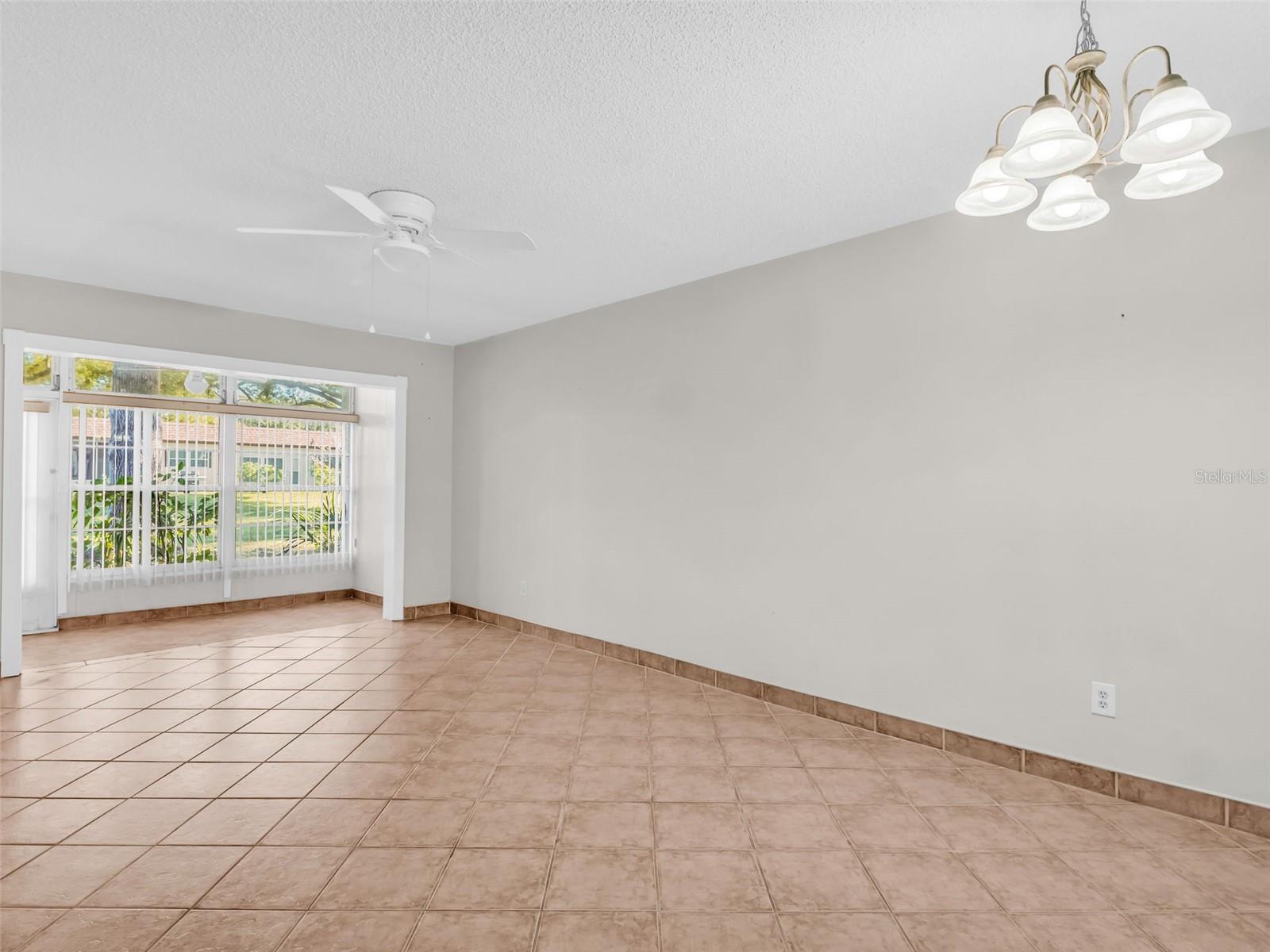 3109 MISSION GROVE DR #D — photo 15