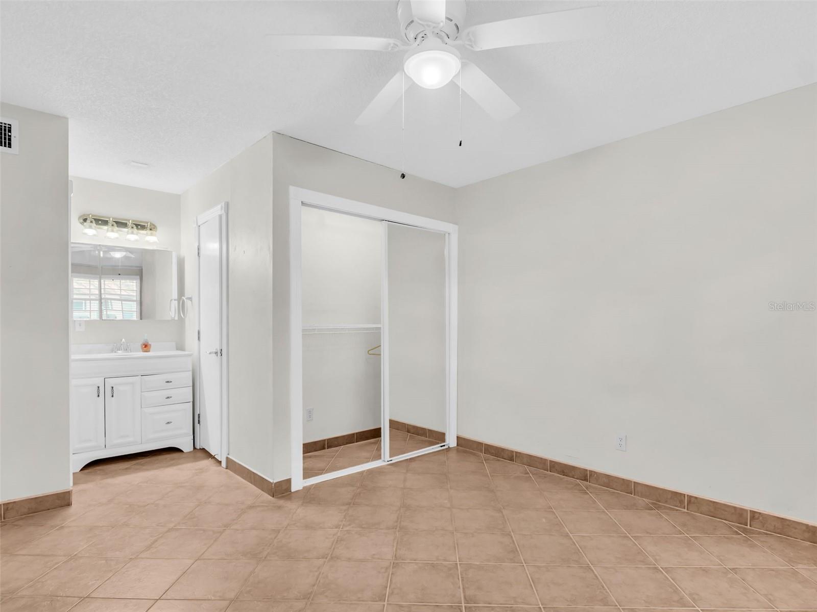 3109 MISSION GROVE DR #D — photo 16