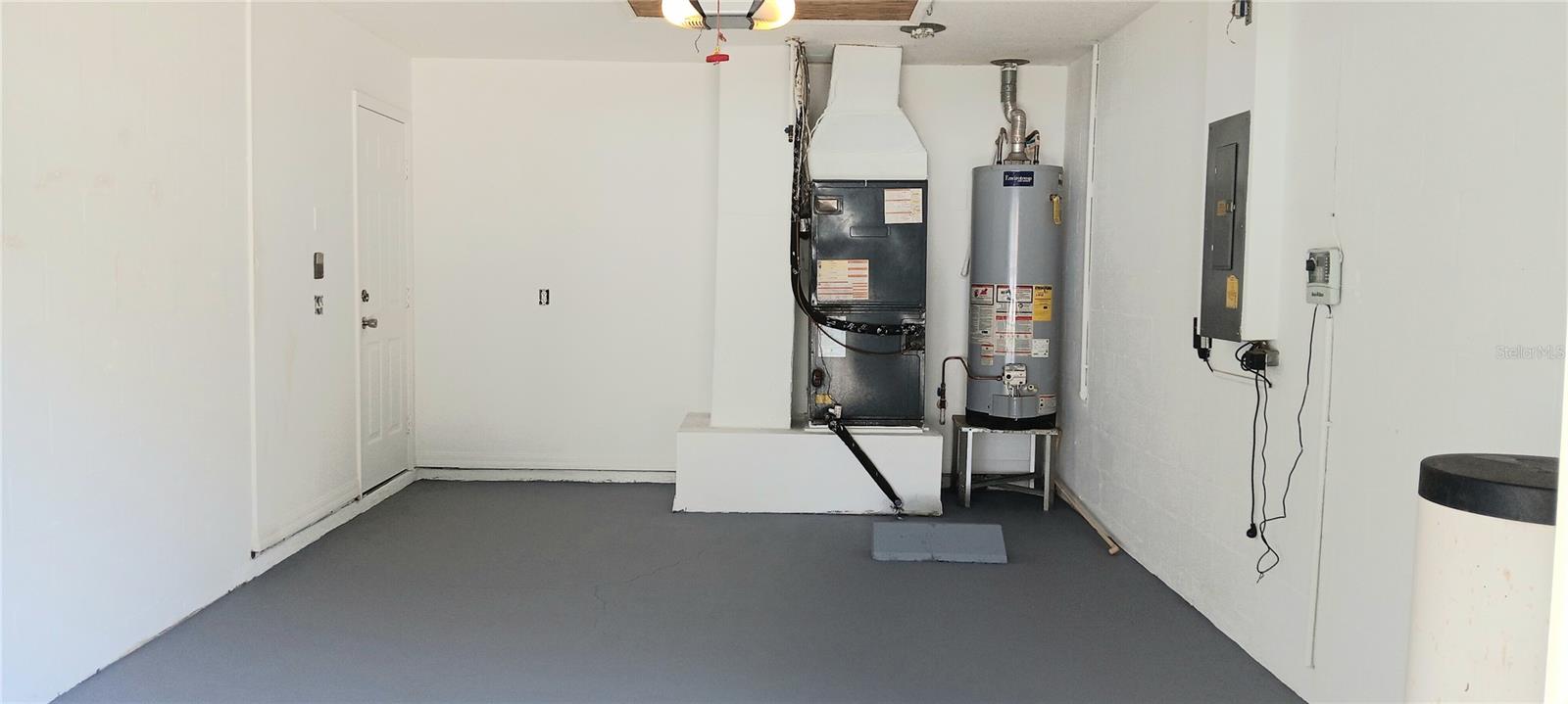 6940 EXETER PARK PL — photo 24