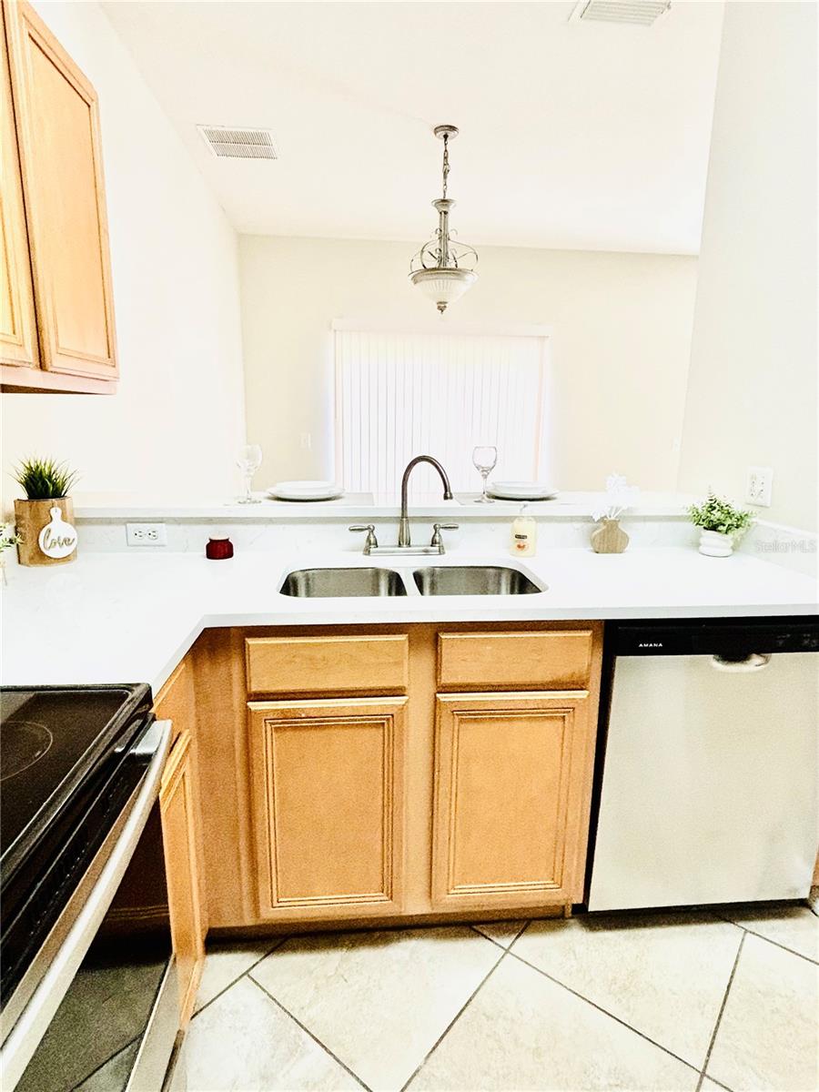 20304 OAK KEY CT — photo 7