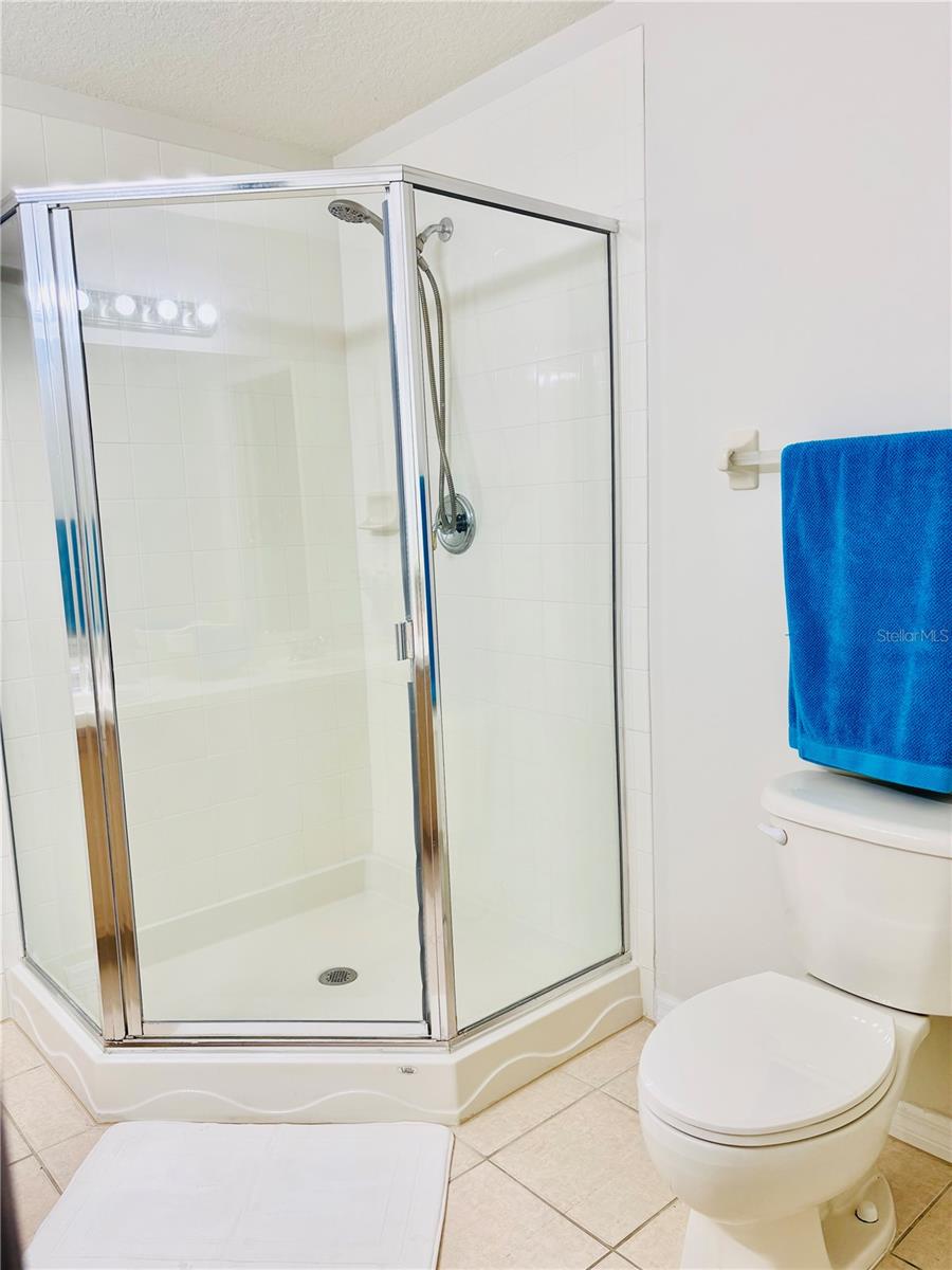 20304 OAK KEY CT — photo 26