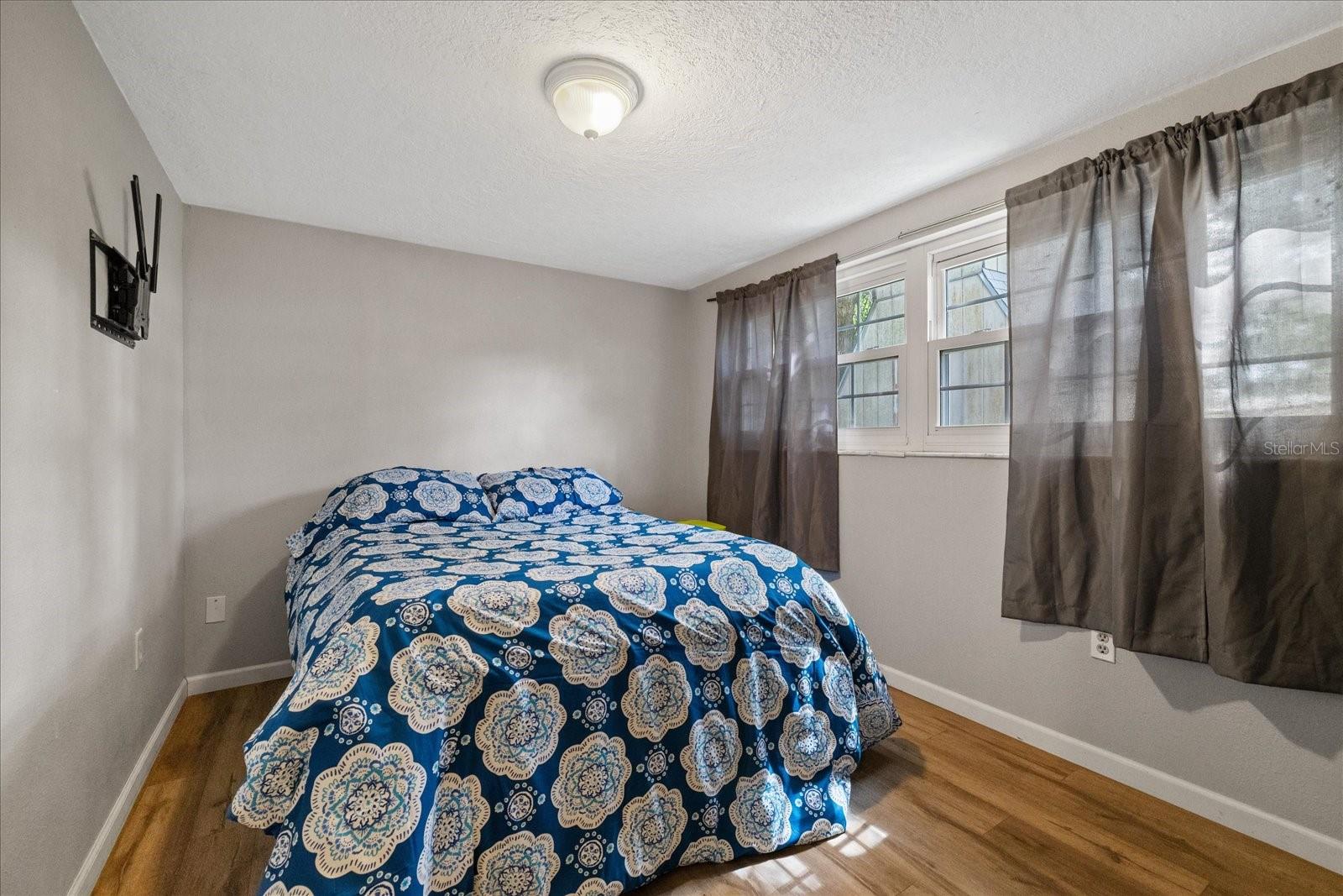 5412 CARLTON RD — photo 24