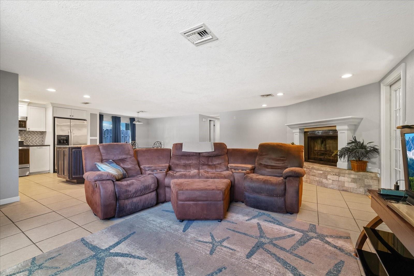 5412 CARLTON RD — photo 13