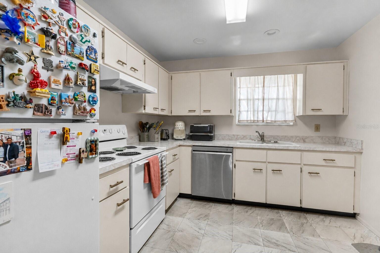 11942 SKYLAKE PL — photo 15