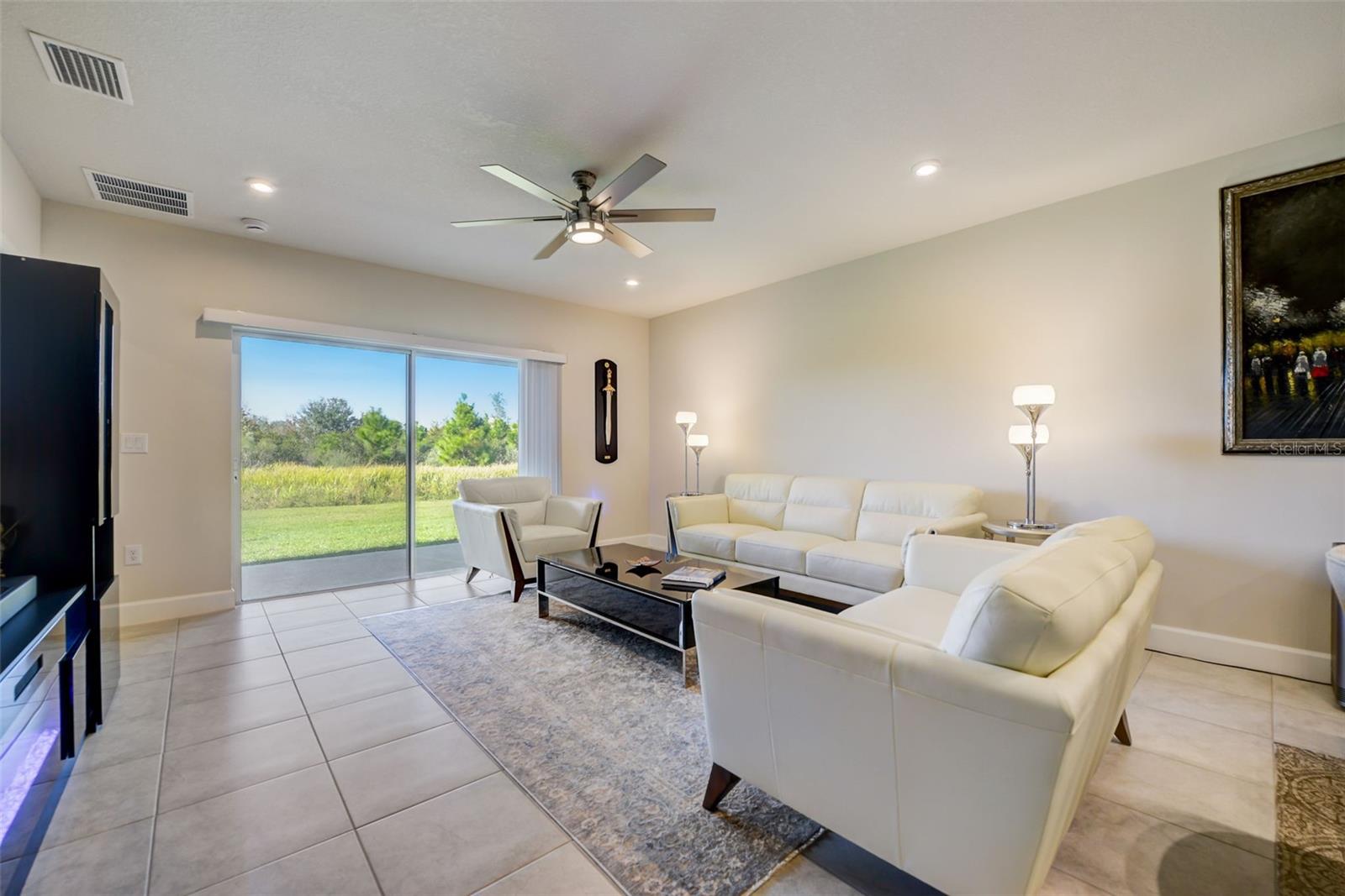 18027 TURNING LEAF CIR — photo 17