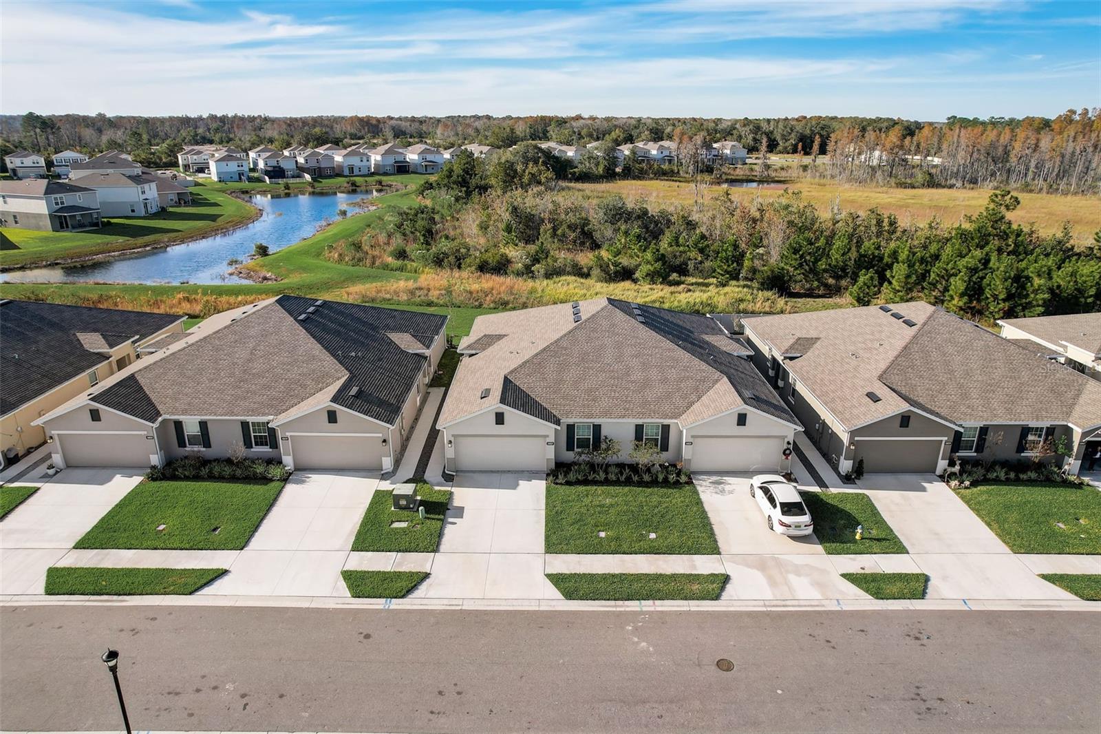 18027 TURNING LEAF CIR — photo 43