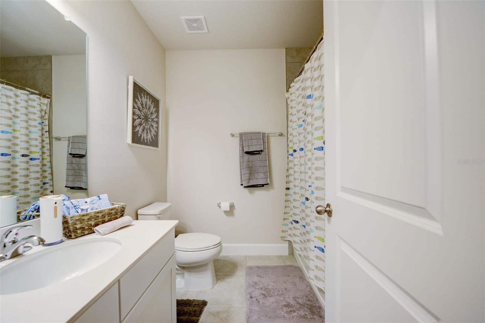 18027 TURNING LEAF CIR — photo 30