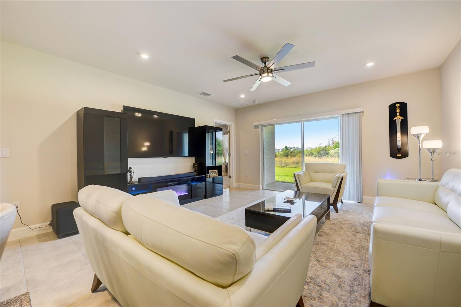 18027 TURNING LEAF CIR — photo 16